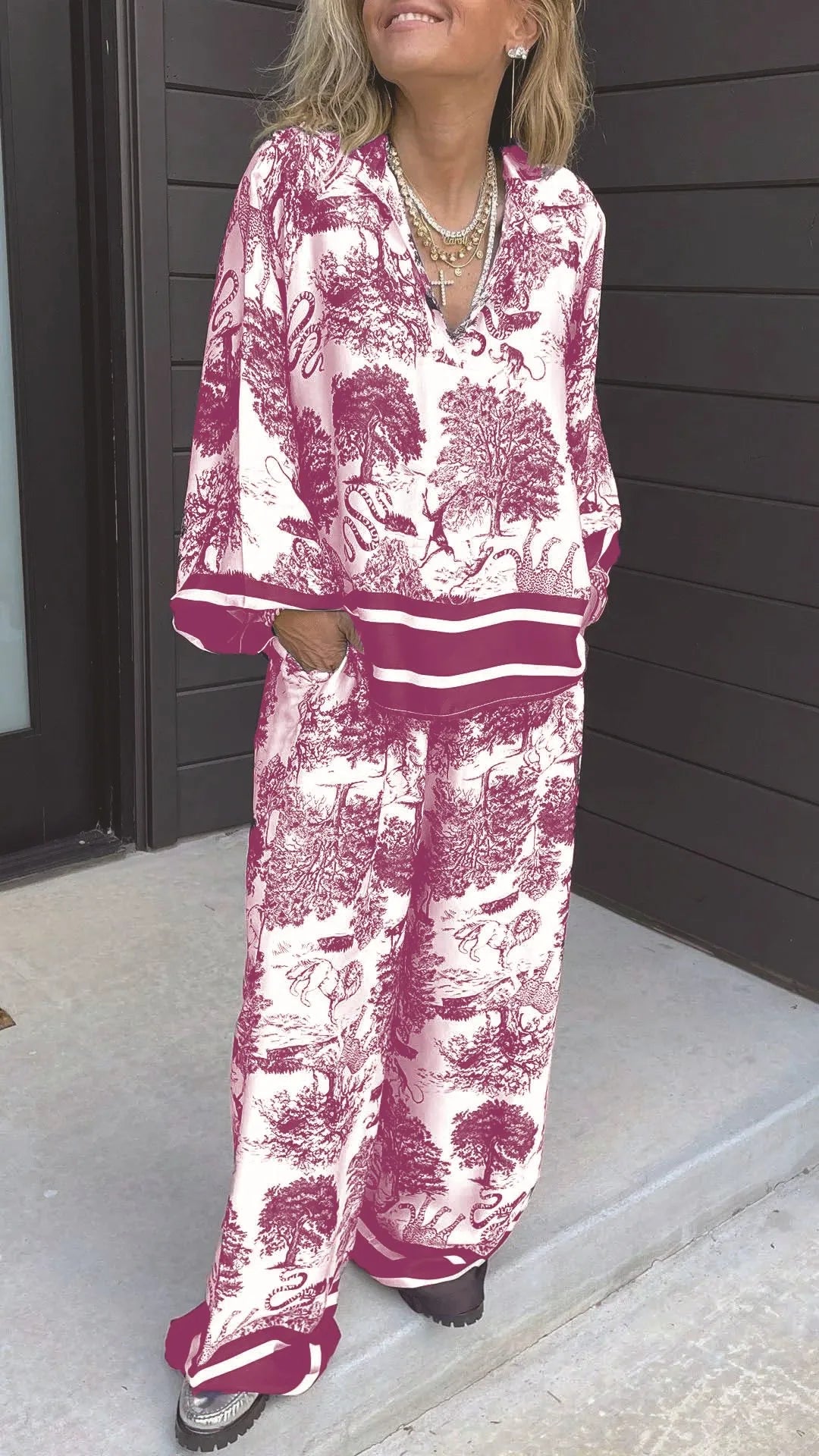 Mühelose Loungehose aus Satin mit Blumenmuster