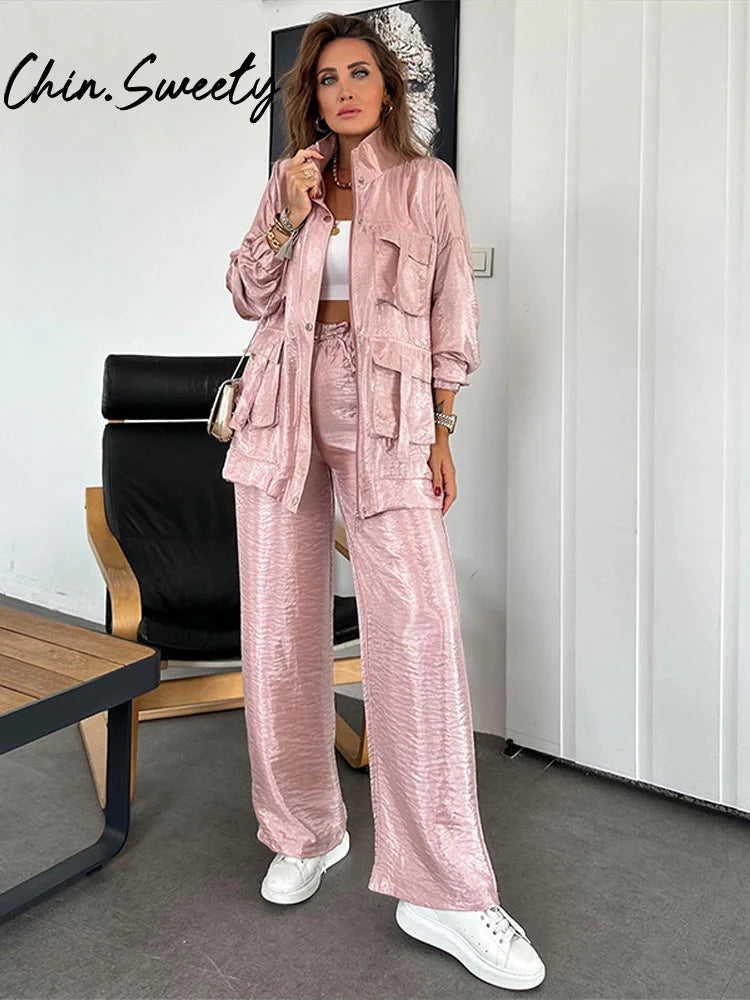 Set aus einfarbiger Utility-Jacke und Hose mit Kordelzug