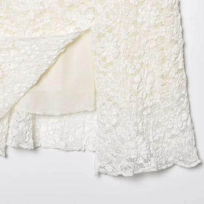 Bandeau-Strampelkleid aus Spitze mit Herzausschnitt
