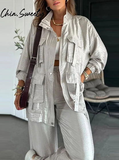 Set aus einfarbiger Utility-Jacke und Hose mit Kordelzug