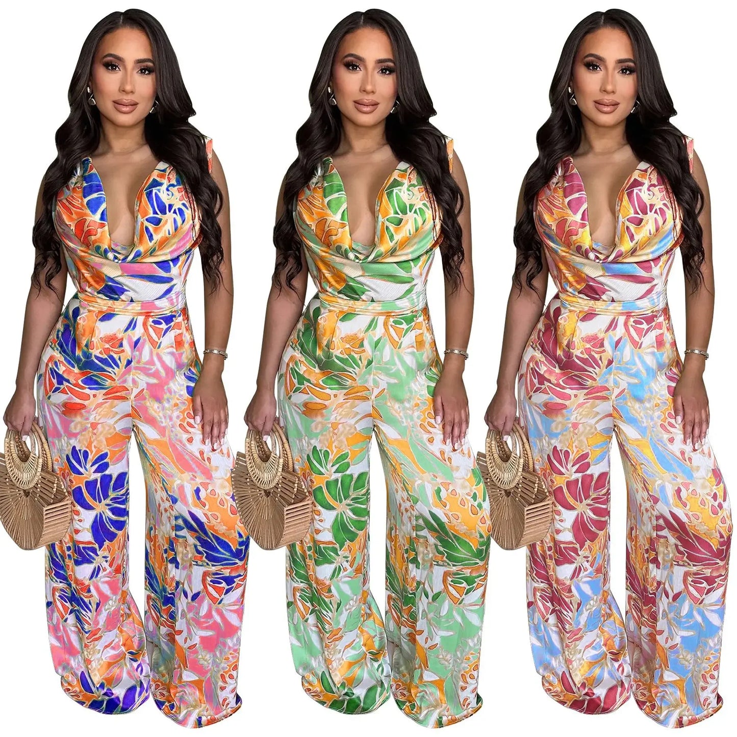 Der Jumpsuit mit Wasserfallausschnitt